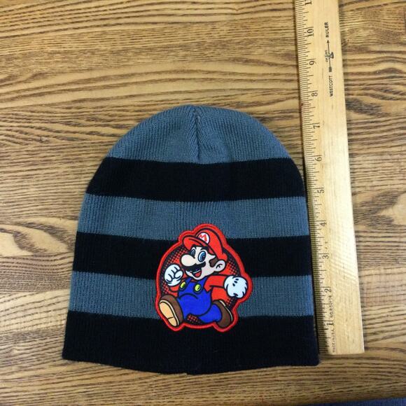 Nintendo Super Mario Knit Beanie Hat Black Gray Striped Winter Tube Cap One Size - Picture 4 of 4